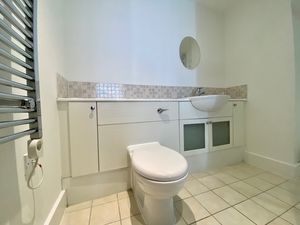 Photo 7- click for photo gallery